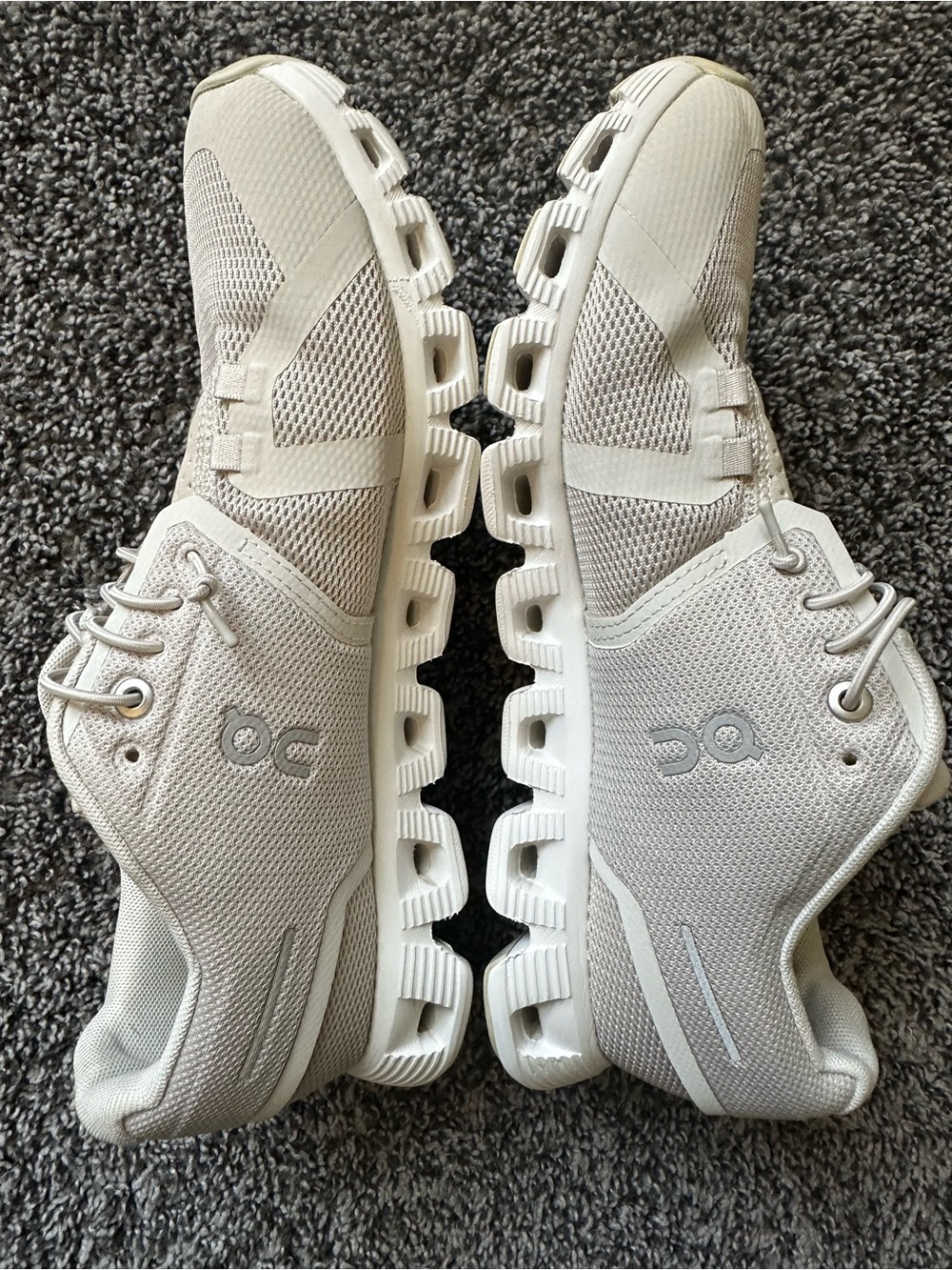 ON CLOUD 5 On Running Women's Running Walking Gym Shoes White Pearl Size 9 - Picture 4 of 12